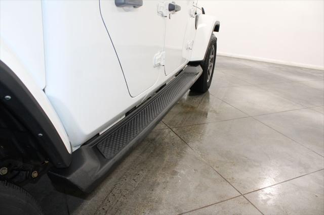 used 2022 Jeep Gladiator car, priced at $32,922