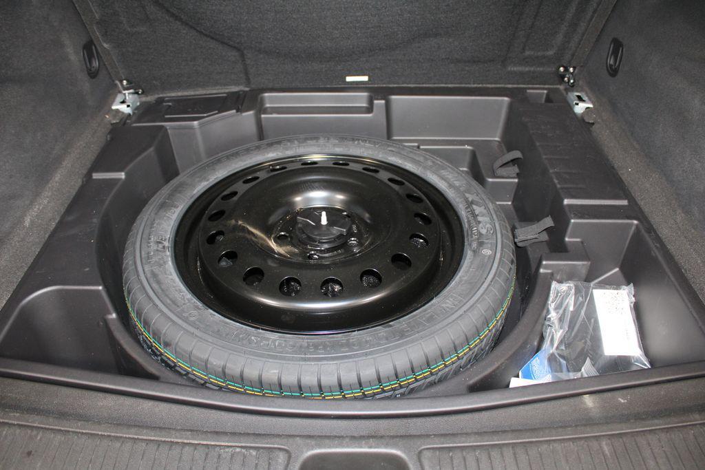 used 2024 Buick Envision car, priced at $33,000