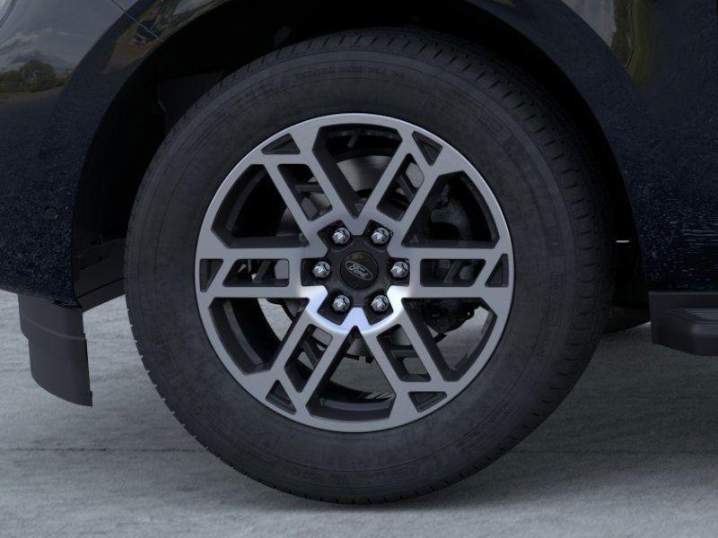 new 2025 Ford Expedition car, priced at $66,571