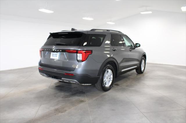 new 2025 Ford Explorer car, priced at $41,673