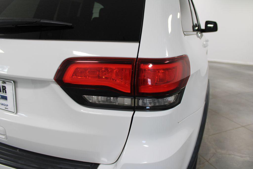 used 2017 Jeep Grand Cherokee car, priced at $12,448