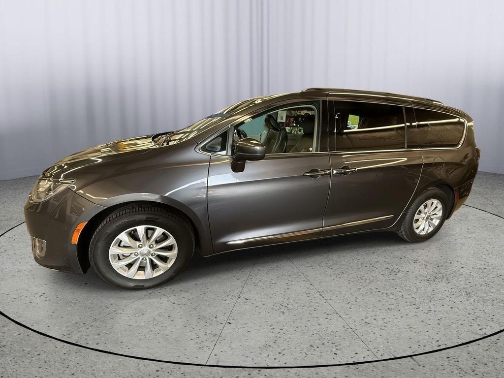 used 2019 Chrysler Pacifica car, priced at $14,995