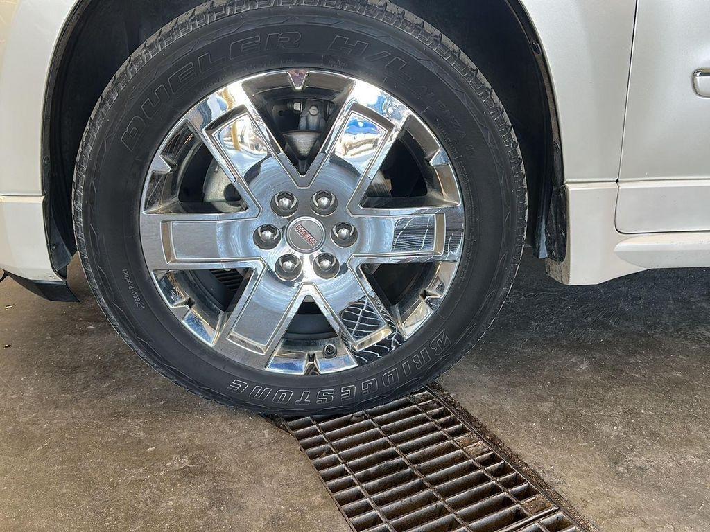 used 2014 GMC Acadia car, priced at $9,997