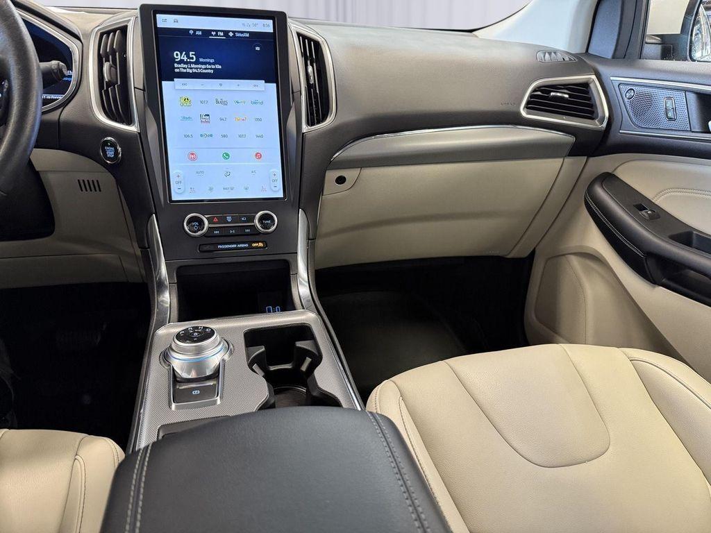 used 2021 Ford Edge car, priced at $24,995