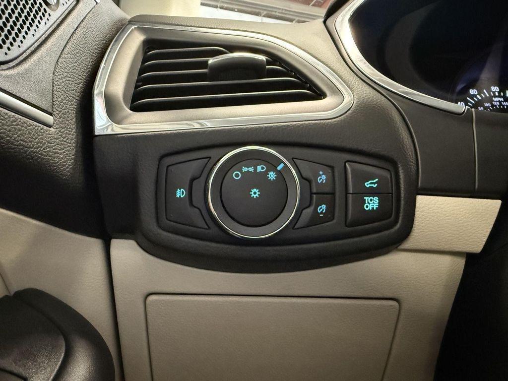 used 2021 Ford Edge car, priced at $24,995