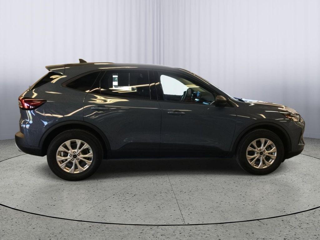 used 2025 Ford Escape car, priced at $23,500