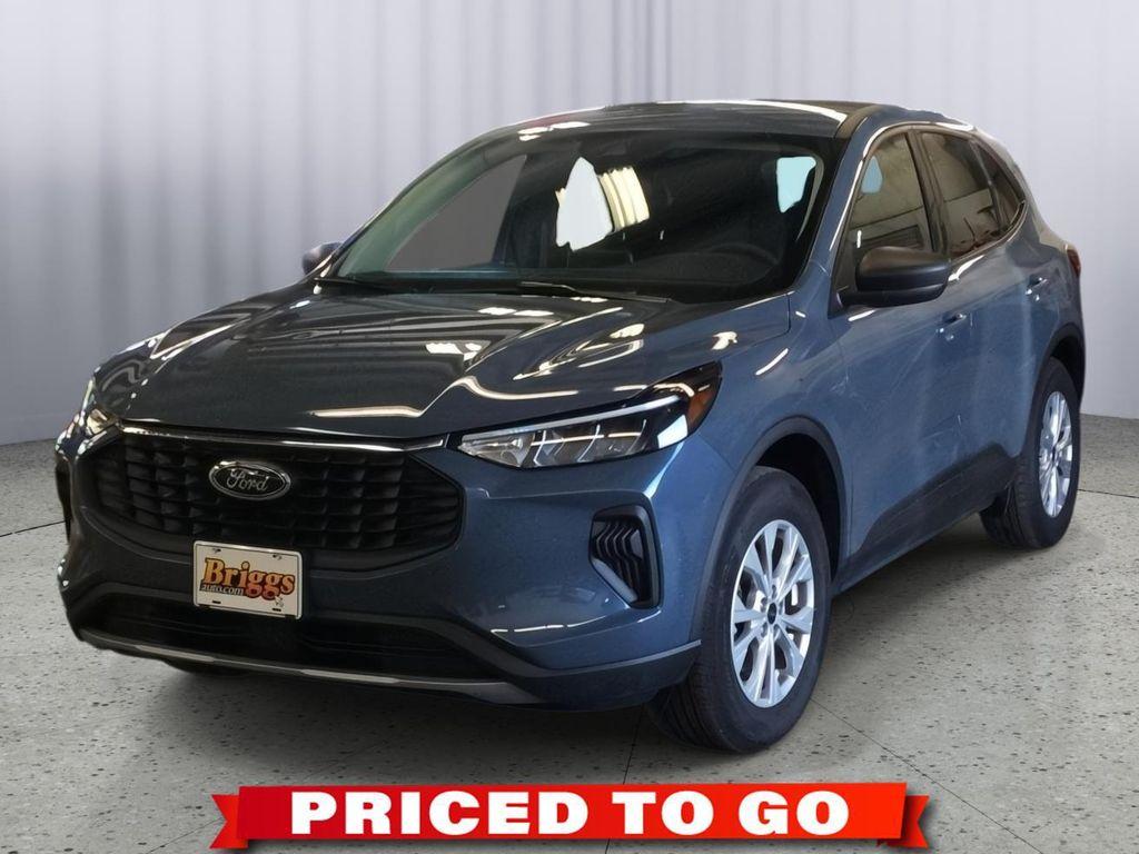 used 2025 Ford Escape car, priced at $23,500