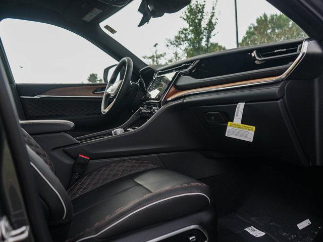new 2025 Jeep Grand Cherokee car, priced at $63,373