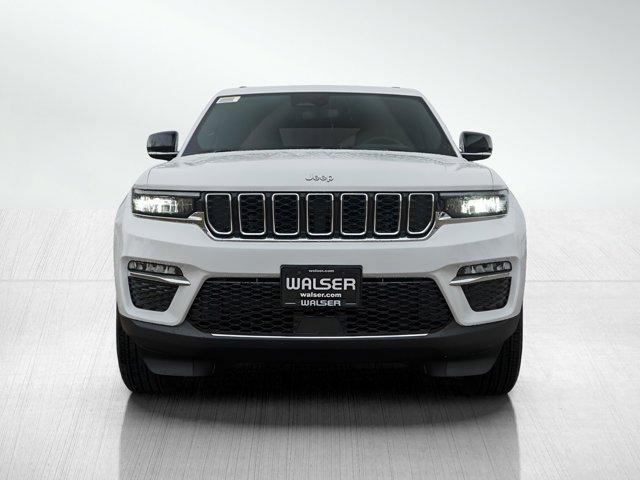 new 2025 Jeep Grand Cherokee car, priced at $42,599