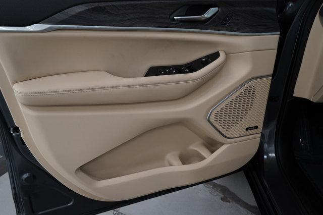 used 2023 Jeep Grand Cherokee car, priced at $34,999