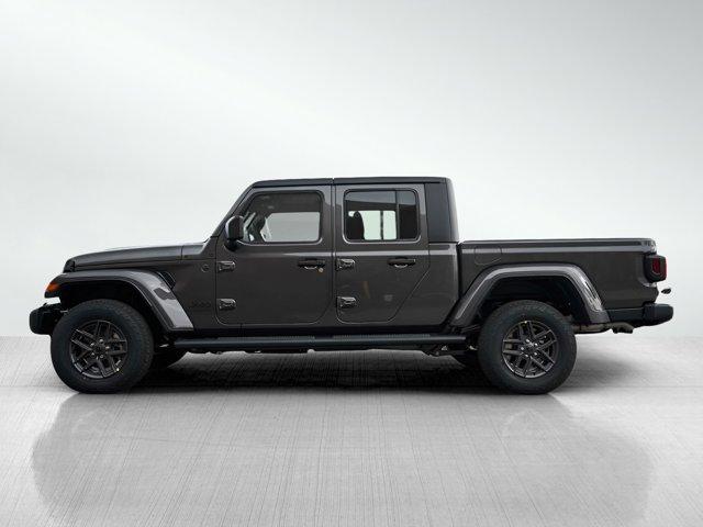 new 2024 Jeep Gladiator car, priced at $45,338