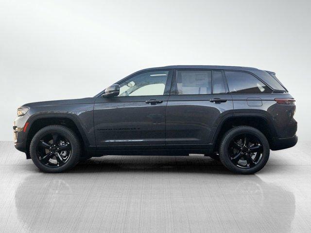 new 2024 Jeep Grand Cherokee car, priced at $51,999