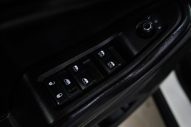 used 2023 Jeep Grand Cherokee car, priced at $29,998