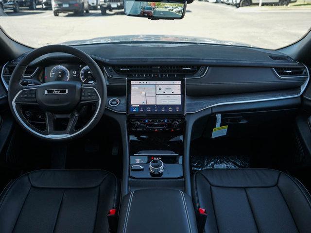 new 2025 Jeep Grand Cherokee car, priced at $51,678