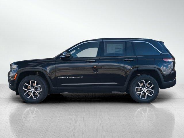 new 2025 Jeep Grand Cherokee car, priced at $46,599