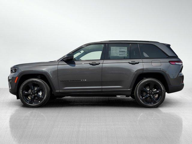 new 2025 Jeep Grand Cherokee car, priced at $50,449