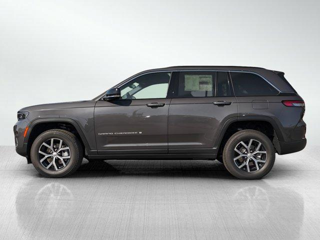 new 2025 Jeep Grand Cherokee car, priced at $44,499