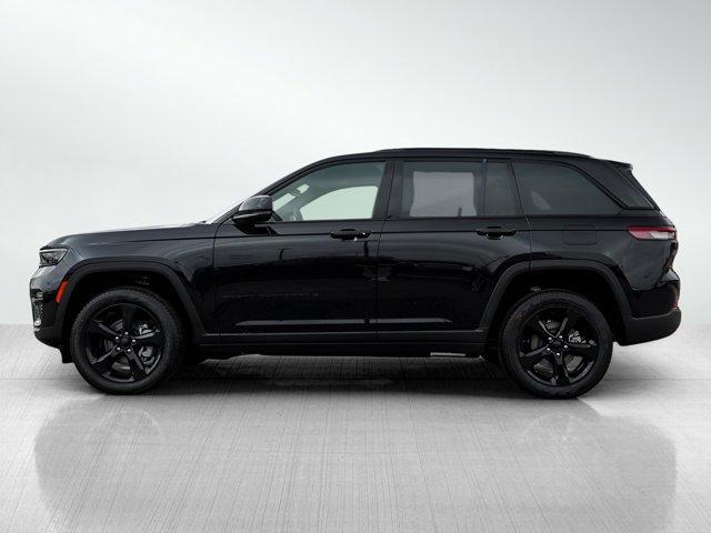new 2025 Jeep Grand Cherokee car, priced at $50,749