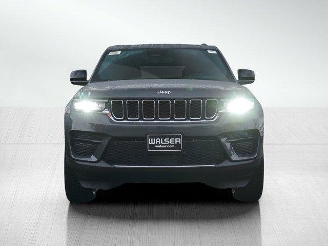 new 2025 Jeep Grand Cherokee car, priced at $40,995