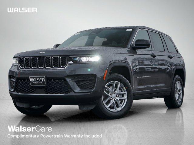 new 2025 Jeep Grand Cherokee car, priced at $40,995