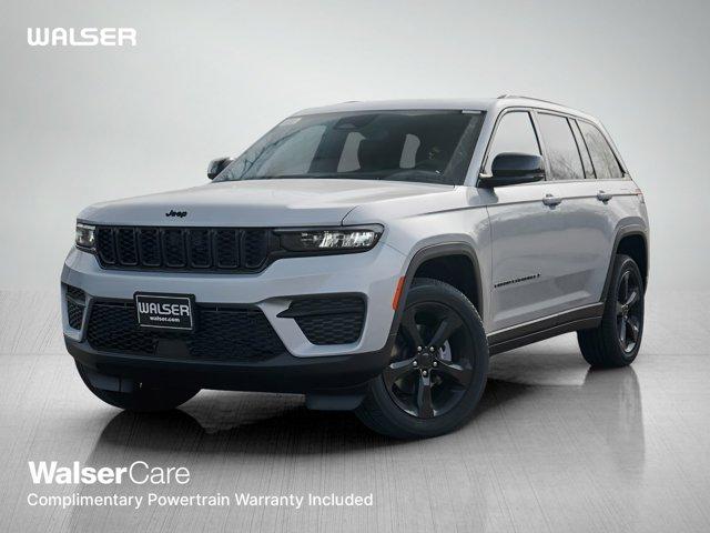 new 2024 Jeep Grand Cherokee car, priced at $43,749