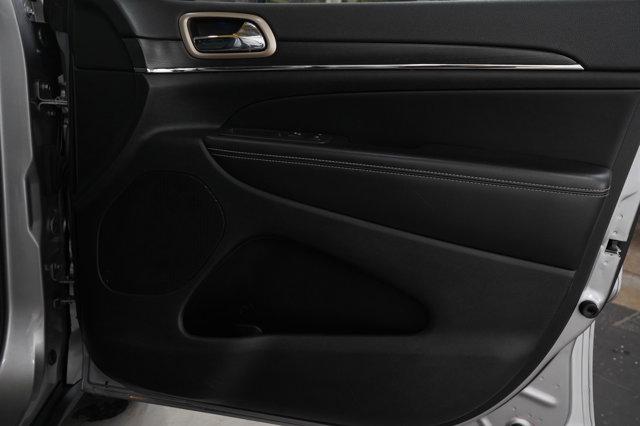 used 2015 Jeep Grand Cherokee car, priced at $11,998