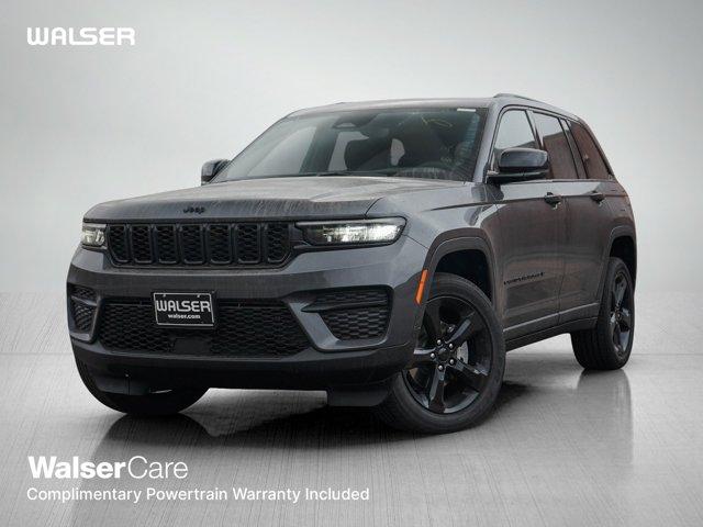 new 2024 Jeep Grand Cherokee car, priced at $45,670