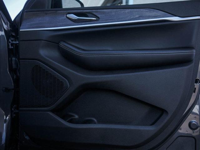 new 2025 Jeep Grand Cherokee car, priced at $46,356