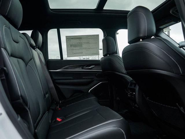 new 2025 Jeep Grand Cherokee car, priced at $50,768