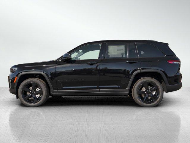 new 2025 Jeep Grand Cherokee car, priced at $50,768