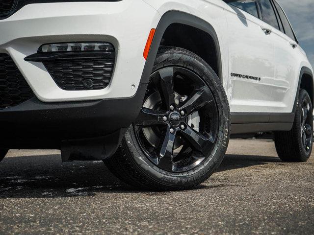 new 2025 Jeep Grand Cherokee car, priced at $53,447