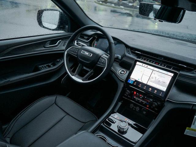 new 2025 Jeep Grand Cherokee car, priced at $53,447