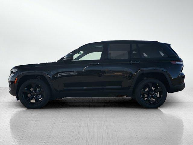 new 2024 Jeep Grand Cherokee car, priced at $50,699