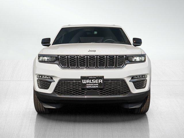 new 2025 Jeep Grand Cherokee car, priced at $45,299