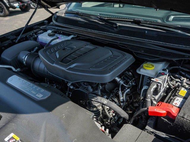 new 2025 Jeep Wagoneer L car, priced at $76,999