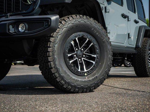 new 2025 Jeep Wrangler car, priced at $51,400