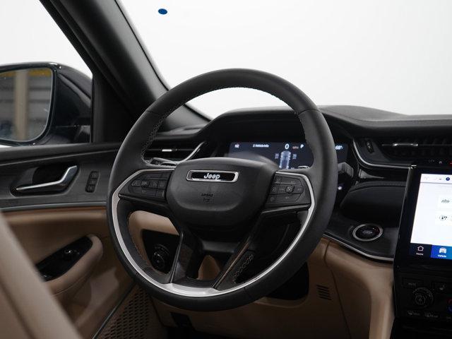 used 2023 Jeep Grand Cherokee car, priced at $32,999