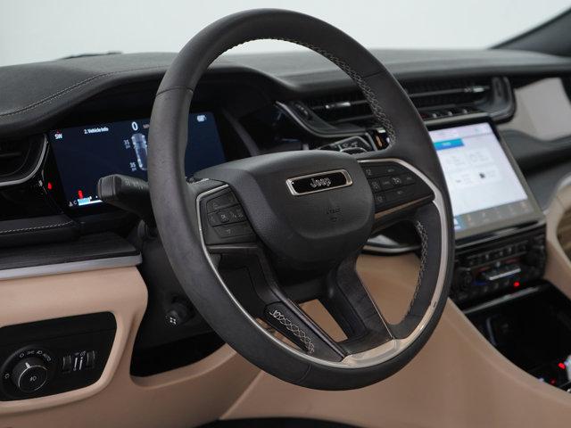 used 2023 Jeep Grand Cherokee car, priced at $32,999