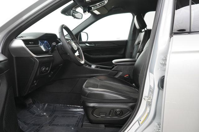 used 2023 Jeep Grand Cherokee car, priced at $30,998
