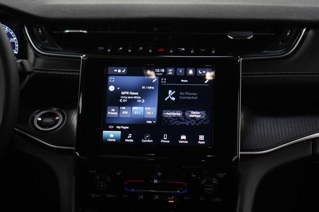 used 2023 Jeep Grand Cherokee car, priced at $30,998