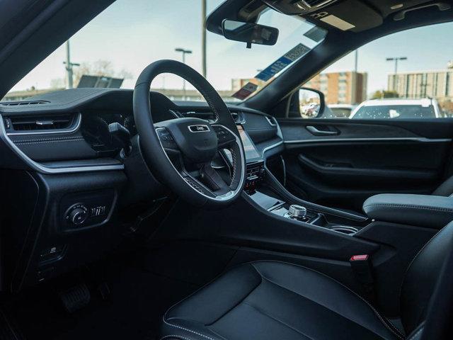 new 2025 Jeep Grand Cherokee car, priced at $50,949