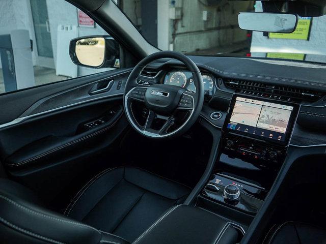 new 2025 Jeep Grand Cherokee car, priced at $50,949