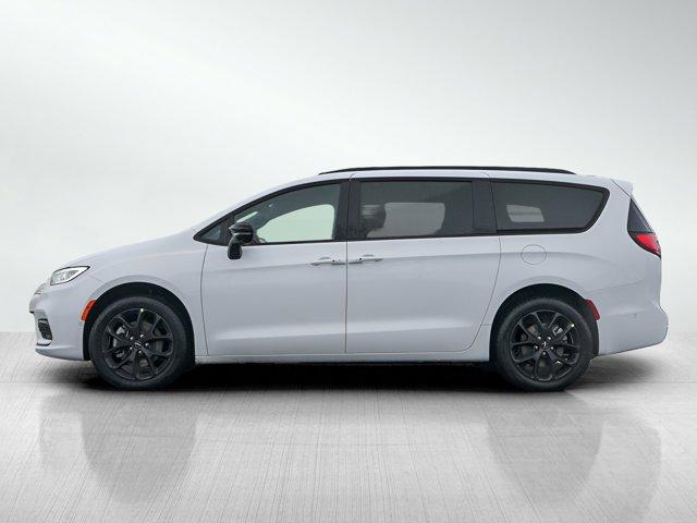 new 2025 Chrysler Pacifica car, priced at $52,999