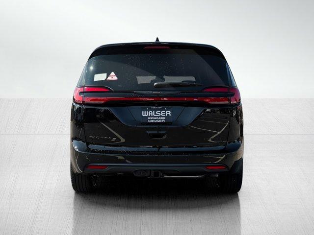 new 2026 Chrysler Pacifica car, priced at $52,805