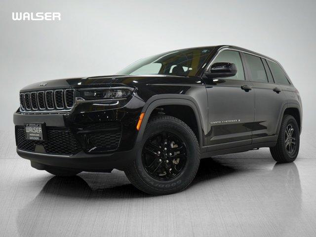 used 2023 Jeep Grand Cherokee car, priced at $32,998