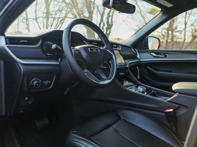 new 2024 Jeep Grand Cherokee L car, priced at $46,599