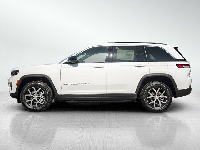 new 2025 Jeep Grand Cherokee car, priced at $47,499