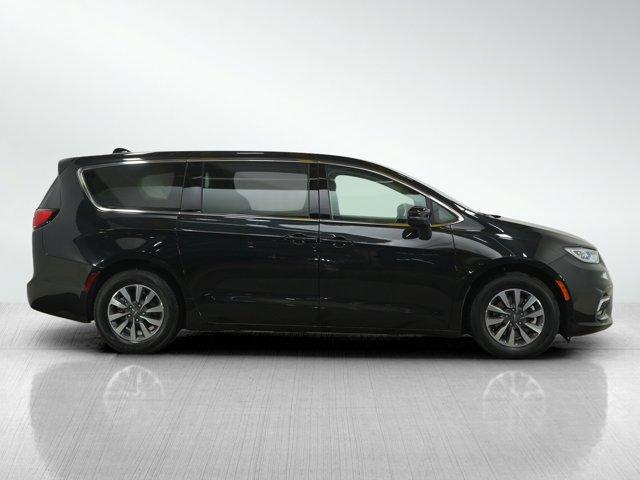 used 2023 Chrysler Pacifica Hybrid car, priced at $30,599