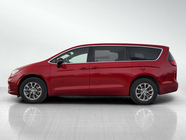 new 2025 Chrysler Pacifica car, priced at $44,499