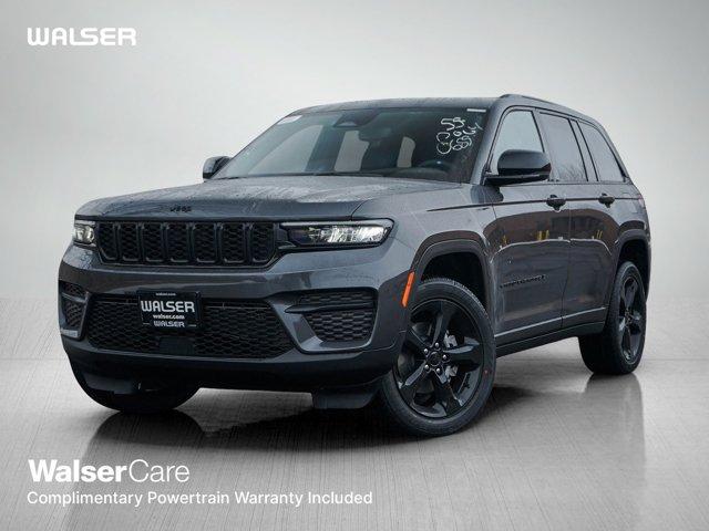 new 2024 Jeep Grand Cherokee car, priced at $45,170